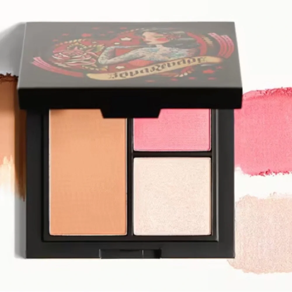 Adorada Color‎ On Your Face Color & Contour Trio